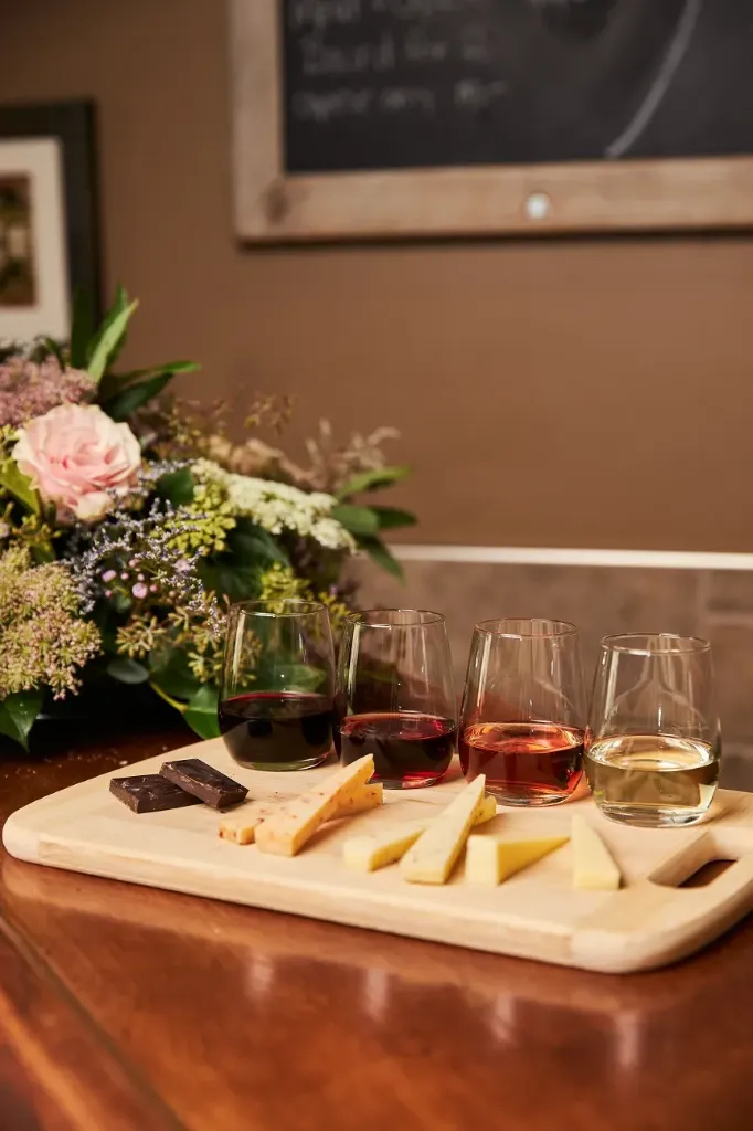 [Chocolate Cheese and Wine Tasting] Tour and Wine Tasting Chocolate and Cheese Pairings Saturdays and Sundays 11am