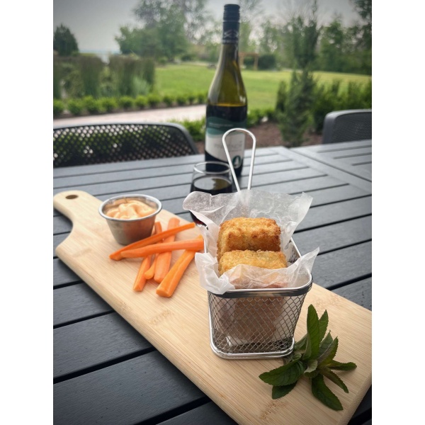 Pinot Noir with Mac N Cheese bites